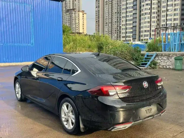Buick Regal — Фото автомобиля 4
