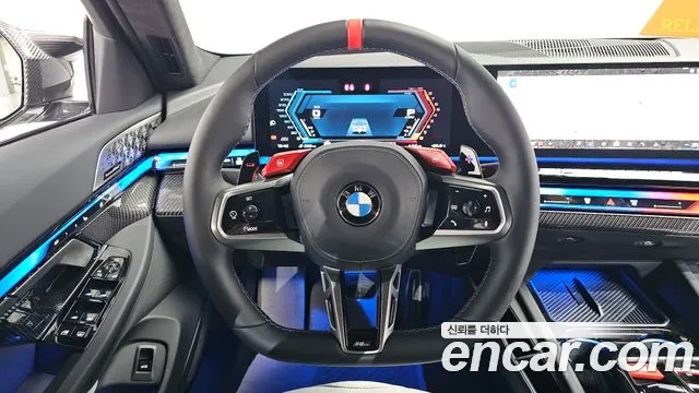 BMW M5 — Фото автомобиля 11