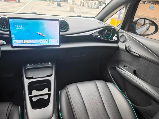 BYD Dolphin — Фото автомобиля 16