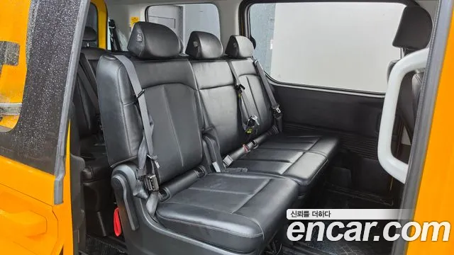 Hyundai Staria Staria L3.5 Школьный автобус — Фото автомобиля 10