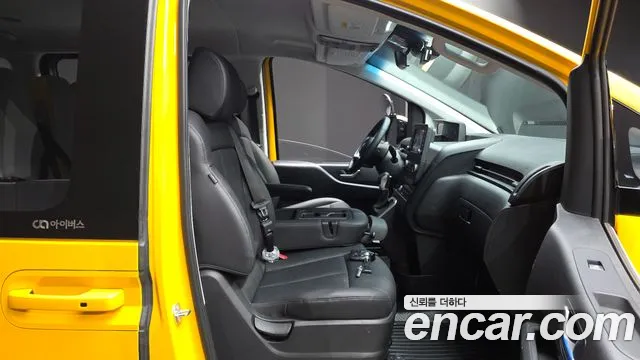 Hyundai Staria Staria L3.5 Школьный автобус — Фото автомобиля 23