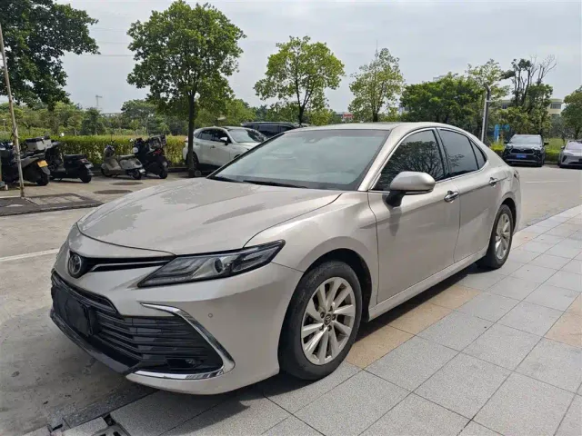 Фотография автомобиля — Toyota Camry