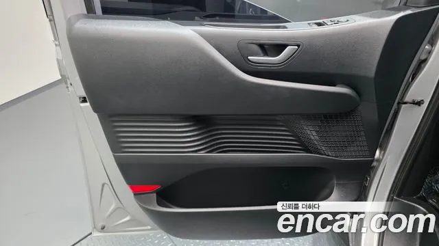 Hyundai Staria — Фото автомобиля 13