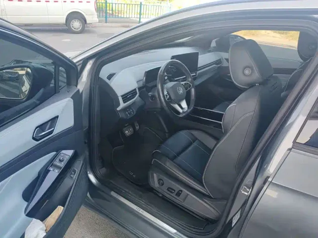 Volkswagen ID.4 X — Фото автомобиля 11