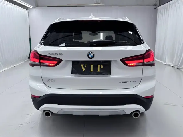 BMW X1 — Фото автомобиля 5