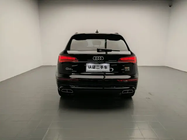 Audi Q5L — Фото автомобиля 6
