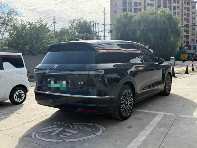 Nio ES8 — Фото автомобиля 7