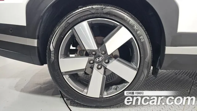 Hyundai Santafe Santa Fe (MX5) Бензин 2.5T 4WD — Фото автомобиля 5