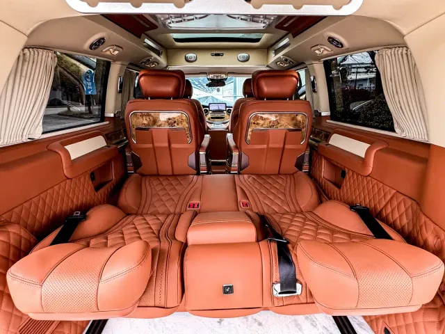 Mercedes-Benz V-Class — Фото автомобиля 15