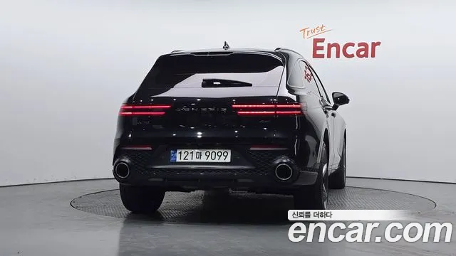 Genesis GV70 — Фото автомобиля 4
