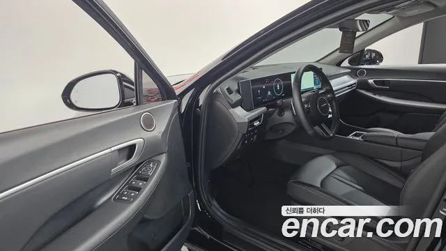 Hyundai Sonata — Фото автомобиля 10