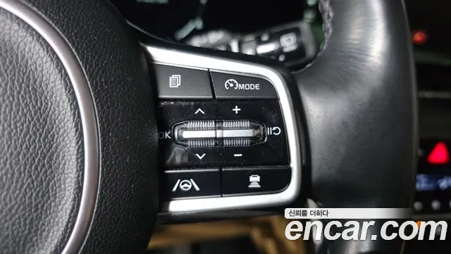 Kia Canival Carnival 4 поколение Дизель 9 мест Prestige — Фото автомобиля 25