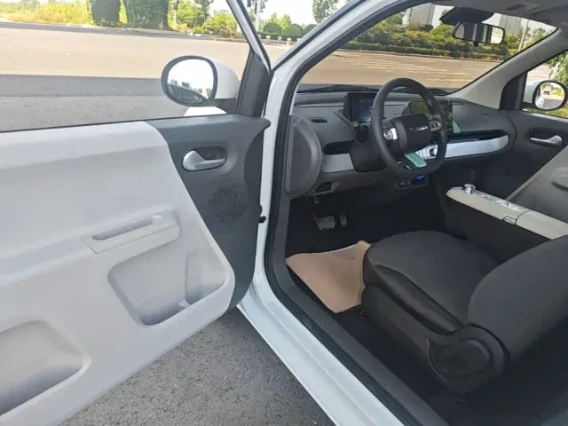 Changan Lumin — Фото автомобиля 15
