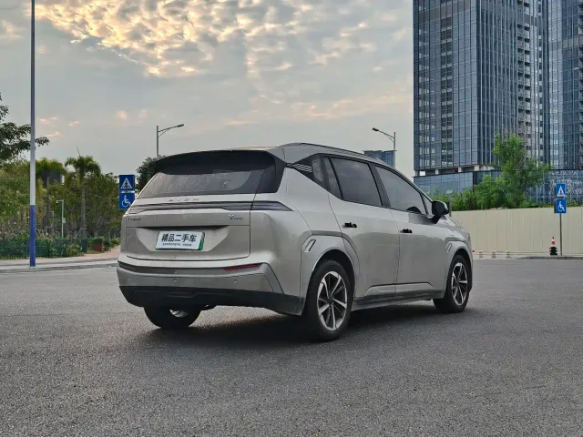 GAC Aion Y — Фото автомобиля 13