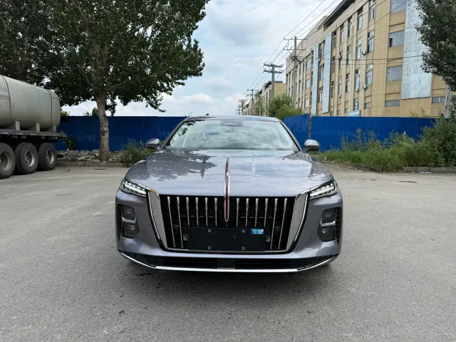 Hongqi H5 PHEV — Фото автомобиля 2