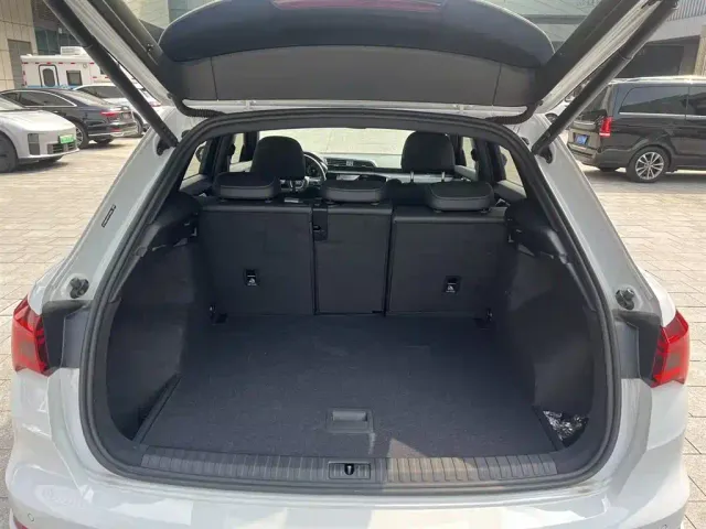 Audi Q3 — Фото автомобиля 7