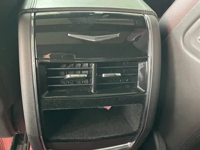 Cadillac CT6 — Фото автомобиля 15