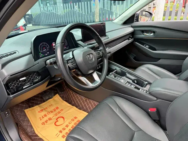 Honda Accord — Фото автомобиля 7