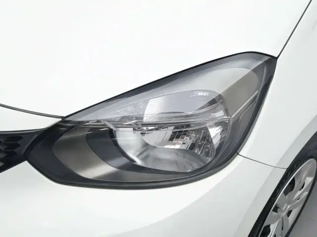 Honda Fit — Фото автомобиля 7