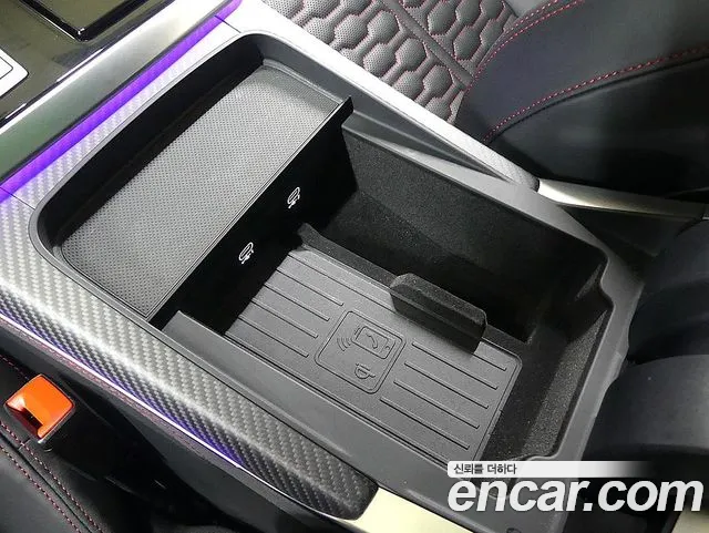 Audi RSQ8 — Фото автомобиля 17