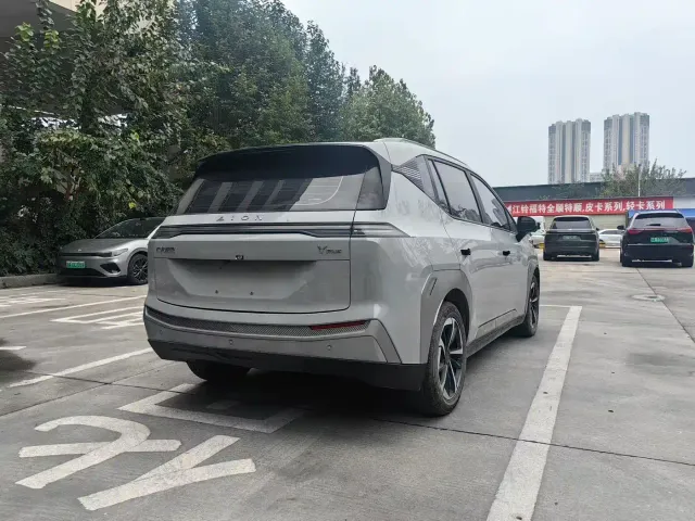 GAC Aion Y — Фото автомобиля 9