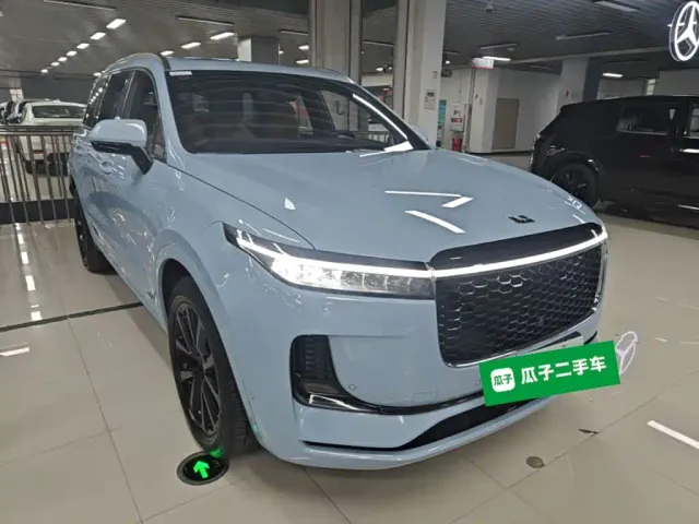 Li Auto ONE — Фото автомобиля 3