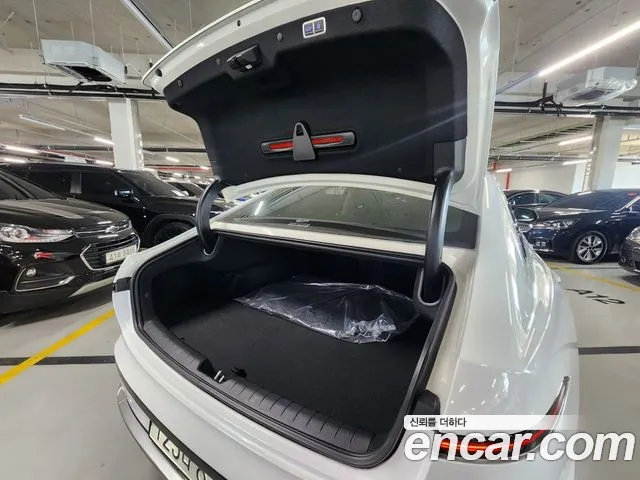 Hyundai Grandeur Grandeur (GN7) — Фото автомобиля 20