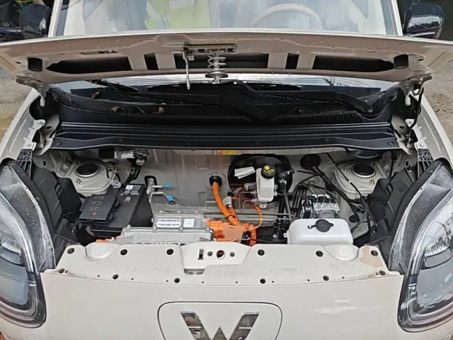 Wuling Hongguang Mini EV — Фото автомобиля 15