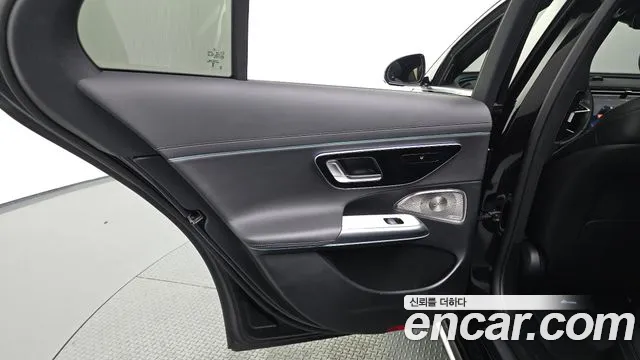 Mercedes-Benz E-Class W214 — Фото автомобиля 14