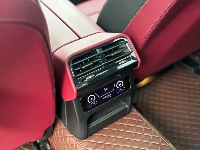 BMW 5 Series — Фото автомобиля 21