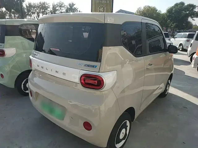 Wuling Hongguang Mini EV — Фото автомобиля 6