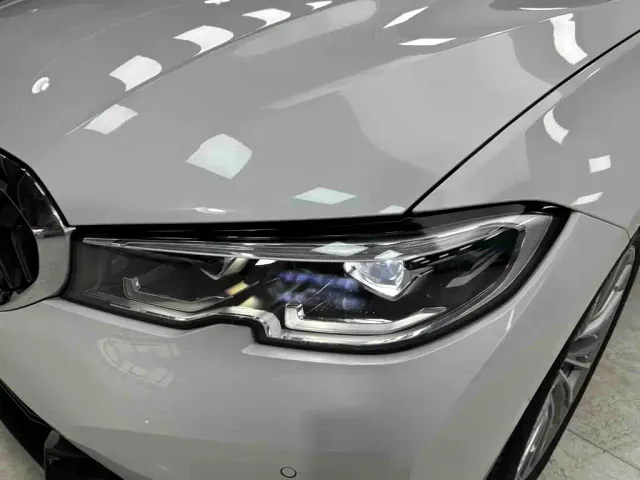 BMW 3 Series — Фото автомобиля 23