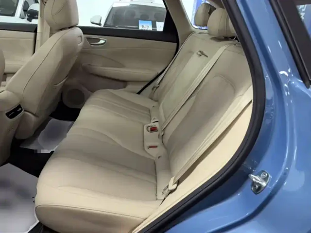 Shangjie SUV — Фото автомобиля 12
