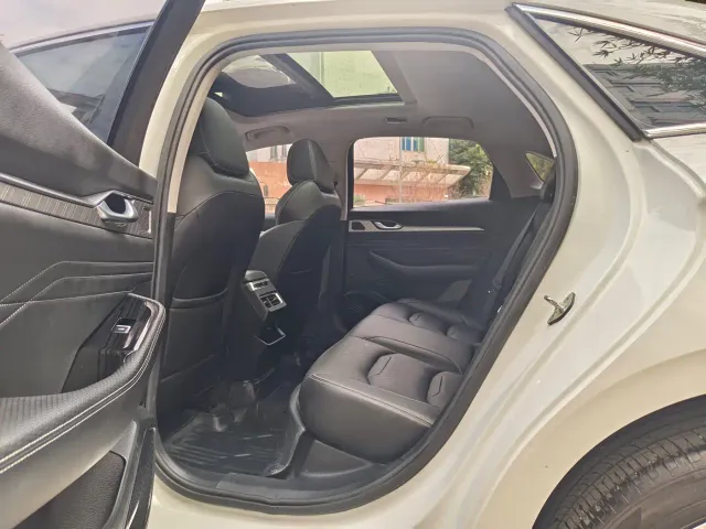 Geely Xingrui — Фото автомобиля 9