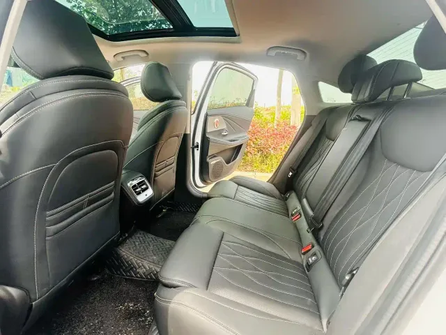 Chery Arrizo 8 — Фото автомобиля 5
