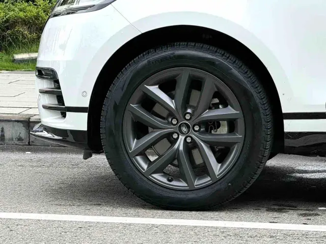 Land Rover Range Rover Velar — Фото автомобиля 5