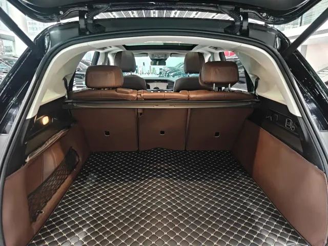 Mercedes-Benz GLE-Class — Фото автомобиля 20