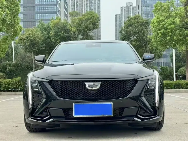 Cadillac Cadillac CT5 2025 Model 28T Track Performance Edition — Фото автомобиля 2