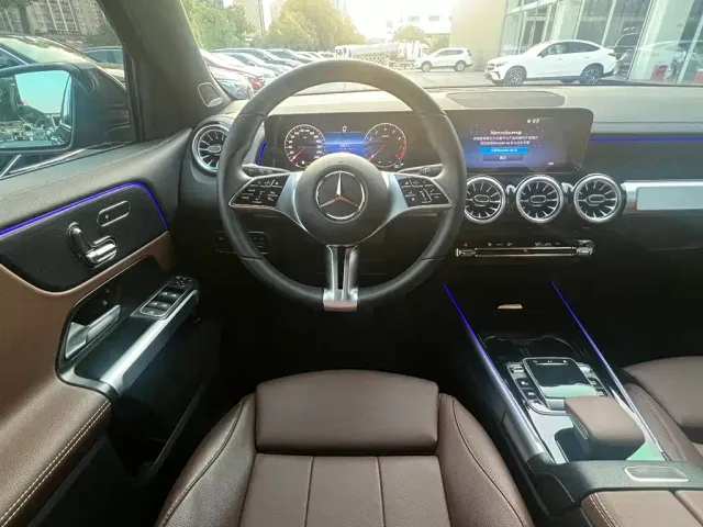 Mercedes-Benz GLB-Class — Фото автомобиля 14