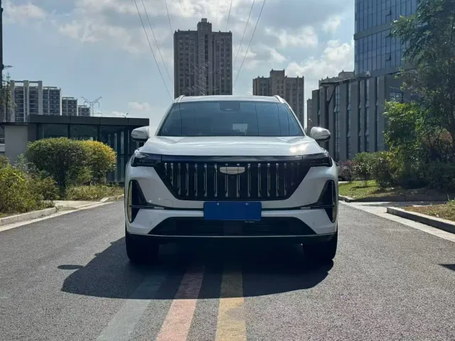 Geely Boyue L — Фото автомобиля 2
