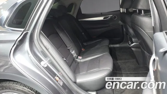 Hyundai Grandeur Новый Grandeur IG — Фото автомобиля 10
