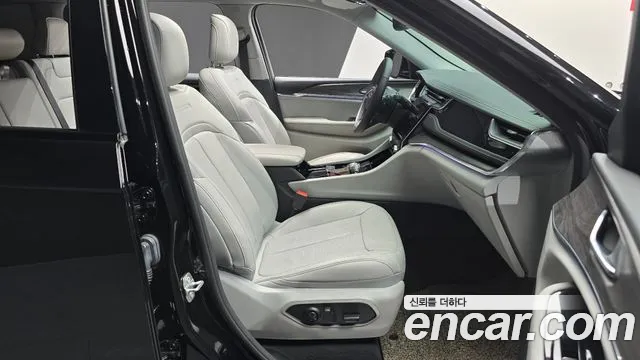 Jeep Cherokee WL — Фото автомобиля 16