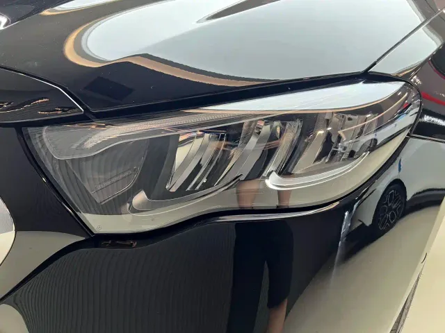 Mercedes-Benz E-Class — Фото автомобиля 16