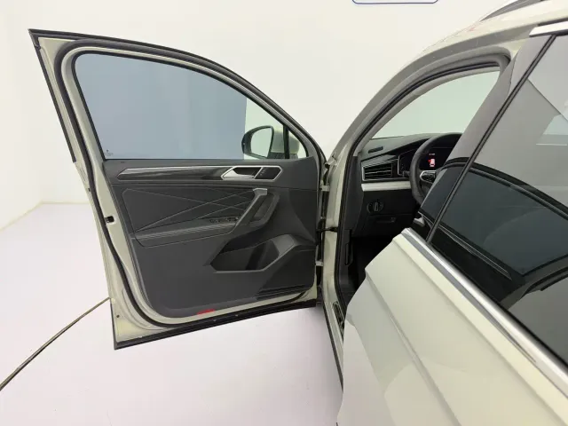 Volkswagen Tiguan L — Фото автомобиля 19