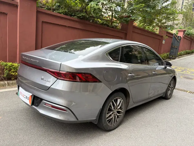BYD Qin PLUS — Фото автомобиля 7