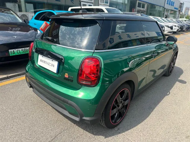 MINI Hatch — Фото автомобиля 4