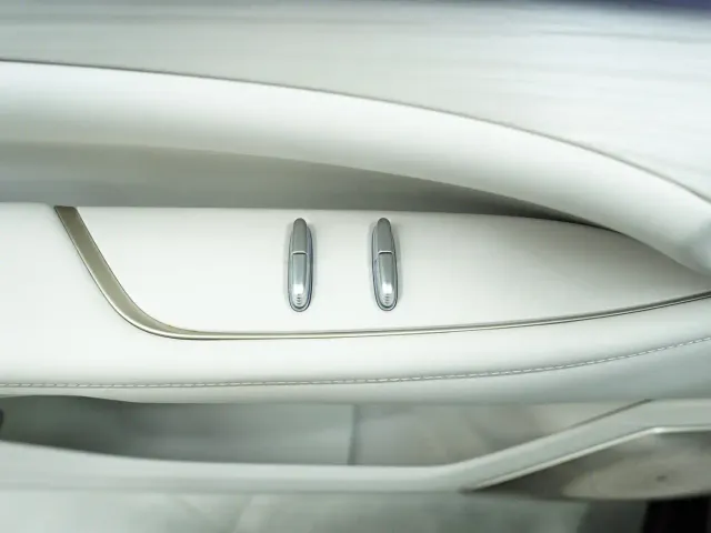 Buick Electra L7 — Фото автомобиля 11