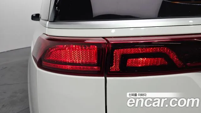 Kia Canival — Фото автомобиля 23