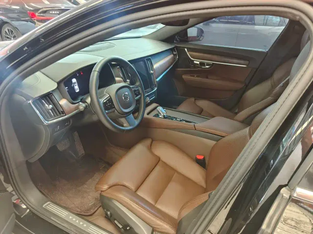 Volvo S90 — Фото автомобиля 6
