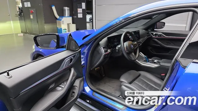 BMW i4 — Фото автомобиля 15